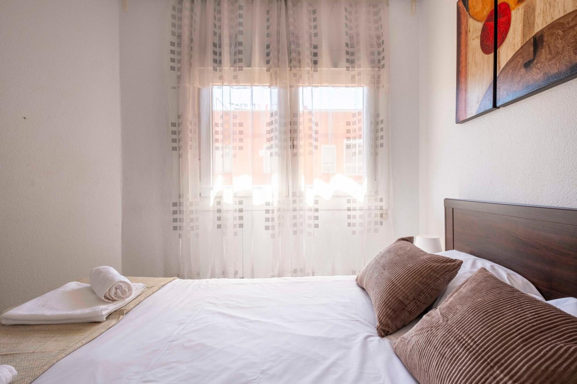 5 Min To The Sea And 15 Min To Barcelona Center Apartment Sant Adria de Besos Luaran gambar